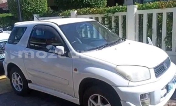 Comprar Usado Toyota RAV4 Branco Carro em Maputo em Maputo Comprar Usado Toyota RAV4 Branco Carro em Maputo em Maputo