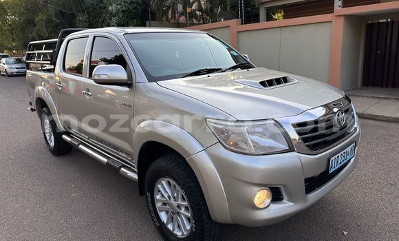 Tenga Tsaru Toyota Hilux Bhurawuni Mota in Maputo in Maputo Tenga Tsaru Toyota Hilux Bhurawuni Mota in Maputo in Maputo