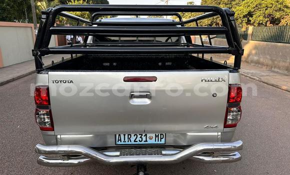 Nunua Ilio tumika Toyota Hilux Nyingine Gari ndani ya Maputo nchini Maputo Nunua Ilio tumika Toyota Hilux Nyingine Gari ndani ya Maputo nchini Maputo
