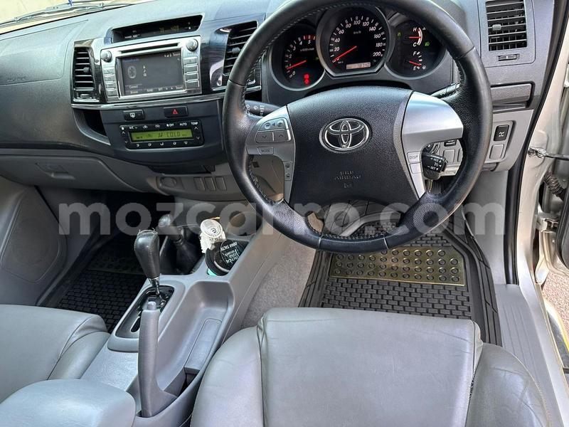 Big with watermark toyota hilux maputo maputo 14284