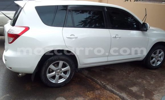 Comprar Usado Toyota Vanguard Branco Carro em Maputo em Maputo Comprar Usado Toyota Vanguard Branco Carro em Maputo em Maputo