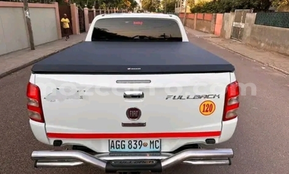 Nunua Ilio tumika Fiat Fullback Nyeupe Gari ndani ya Maputo nchini Maputo Nunua Ilio tumika Fiat Fullback Nyeupe Gari ndani ya Maputo nchini Maputo