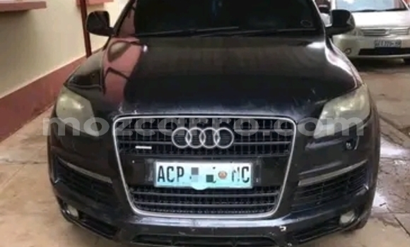 Nunua Ilio tumika Audi Q7 Nyeusi Gari ndani ya Maputo nchini Maputo Nunua Ilio tumika Audi Q7 Nyeusi Gari ndani ya Maputo nchini Maputo