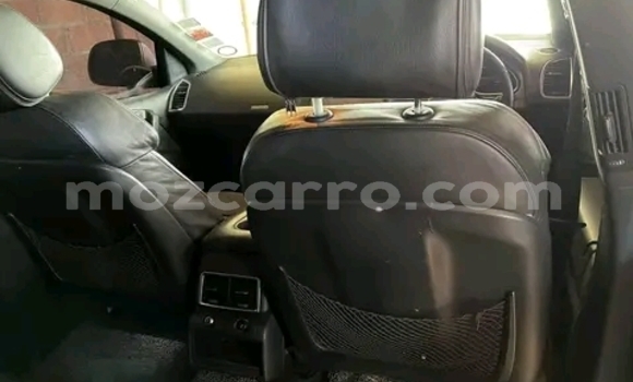 Nunua Ilio tumika Audi Q7 Nyeusi Gari ndani ya Maputo nchini Maputo Nunua Ilio tumika Audi Q7 Nyeusi Gari ndani ya Maputo nchini Maputo