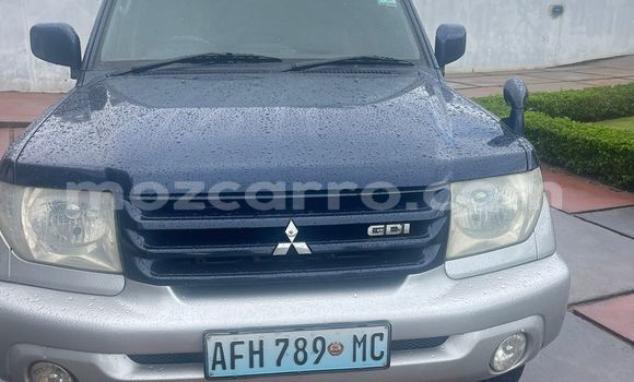 Nunua Ilio tumika Mitsubishi Pajero iO Bluu Gari ndani ya Maputo nchini Maputo