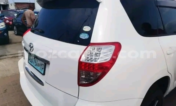 Buy Used Toyota Vanguard White Car in Maputo in Maputo Buy Used Toyota Vanguard White Car in Maputo in Maputo