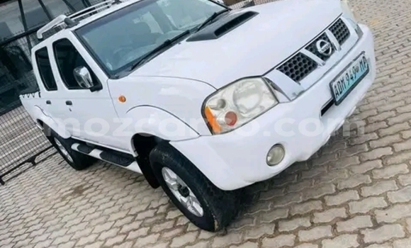 Nunua Ilio tumika Nissan Hardbody Nyeupe Gari ndani ya Maputo nchini Maputo Nunua Ilio tumika Nissan Hardbody Nyeupe Gari ndani ya Maputo nchini Maputo