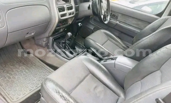 Nunua Ilio tumika Nissan Hardbody Nyeupe Gari ndani ya Maputo nchini Maputo Nunua Ilio tumika Nissan Hardbody Nyeupe Gari ndani ya Maputo nchini Maputo