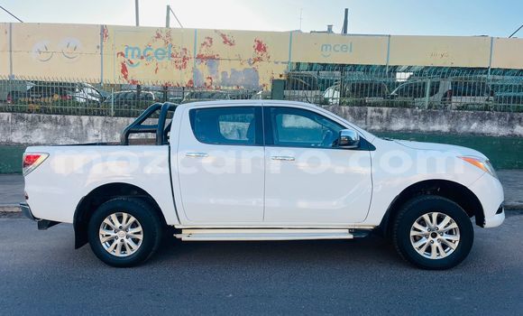 Nunua Ilio tumika Mazda BT-50 Nyeupe Gari ndani ya Maputo nchini Maputo Nunua Ilio tumika Mazda BT-50 Nyeupe Gari ndani ya Maputo nchini Maputo