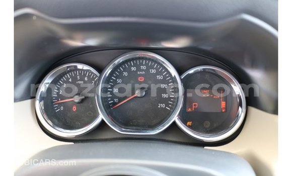 Comprar Importar Renault Duster Branco Carro em Import - Dubai em Cabo Delgado