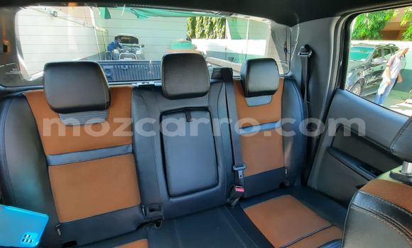 Nunua Ilio tumika Ford Ranger Brown Gari ndani ya Maputo nchini Maputo Nunua Ilio tumika Ford Ranger Brown Gari ndani ya Maputo nchini Maputo