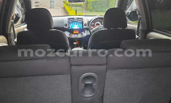 Nunua Ilio tumika Toyota RAV4 Bluu Gari ndani ya Maputo nchini Maputo Nunua Ilio tumika Toyota RAV4 Bluu Gari ndani ya Maputo nchini Maputo