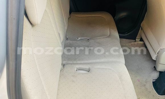 Comprar Usado Toyota Ractis De outros Carro em Maputo em Maputo