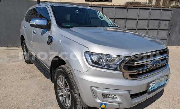 Nunua Ilio tumika Ford Everest Nyingine Gari ndani ya Maputo nchini Maputo Nunua Ilio tumika Ford Everest Nyingine Gari ndani ya Maputo nchini Maputo