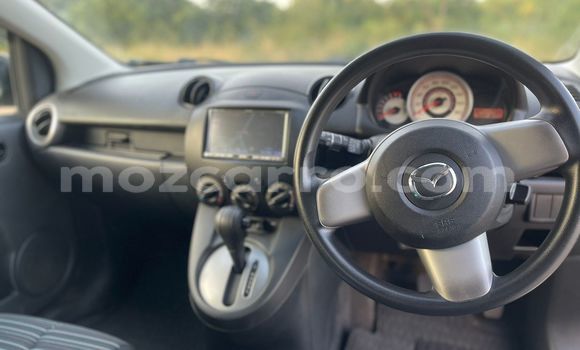 Comprar Usado Mazda Demio Castanho Carro em Maputo em Maputo Comprar Usado Mazda Demio Castanho Carro em Maputo em Maputo