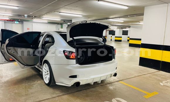 Buy Used Lexus IS White Car in Maputo in Maputo Buy Used Lexus IS White Car in Maputo in Maputo