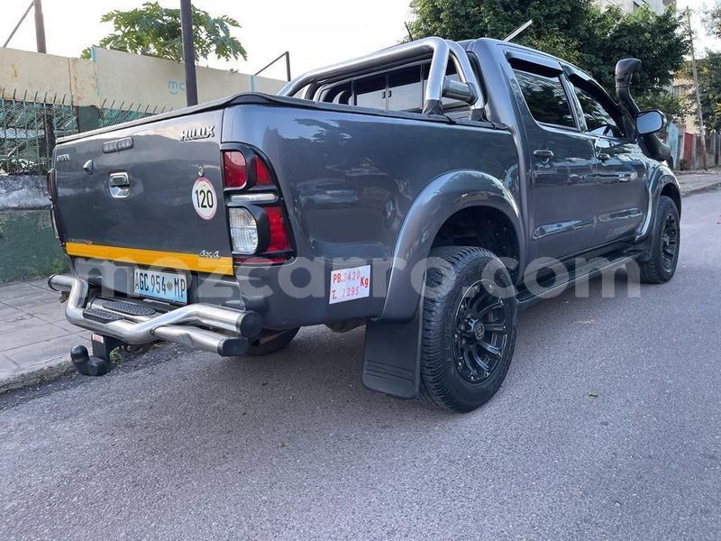 Big with watermark toyota hilux maputo maputo 14358