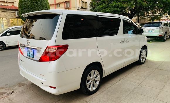 Comprar Usado Toyota Alphard Branco Carro em Maputo em Maputo Comprar Usado Toyota Alphard Branco Carro em Maputo em Maputo