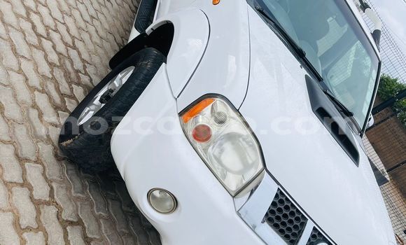 Nunua Ilio tumika Nissan Hardbody Nyeupe Gari ndani ya Maputo nchini Maputo Nunua Ilio tumika Nissan Hardbody Nyeupe Gari ndani ya Maputo nchini Maputo