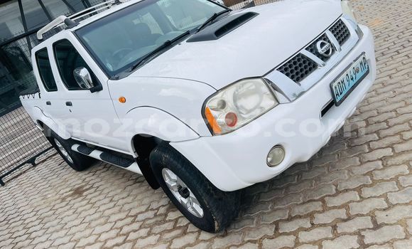 Nunua Ilio tumika Nissan Hardbody Nyeupe Gari ndani ya Maputo nchini Maputo Nunua Ilio tumika Nissan Hardbody Nyeupe Gari ndani ya Maputo nchini Maputo