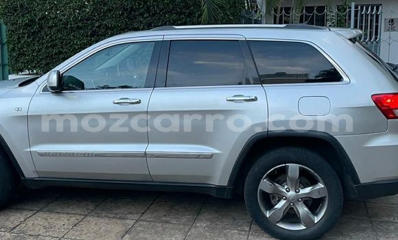 Tenga Tsaru Jeep Grand Cherokee Sirivha Mota in Maputo in Maputo Tenga Tsaru Jeep Grand Cherokee Sirivha Mota in Maputo in Maputo
