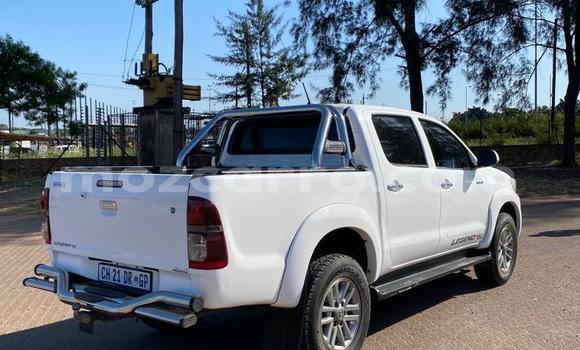 Buy Used Toyota Hilux White Car in Maputo in Maputo Buy Used Toyota Hilux White Car in Maputo in Maputo