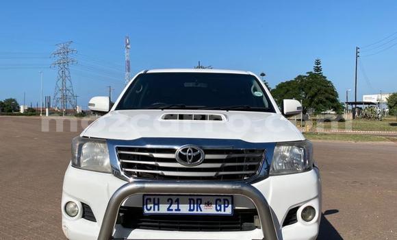 Buy Used Toyota Hilux White Car in Maputo in Maputo Buy Used Toyota Hilux White Car in Maputo in Maputo