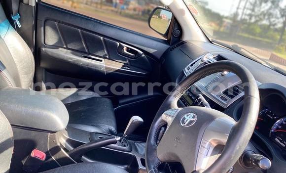 Buy Used Toyota Hilux White Car in Maputo in Maputo Buy Used Toyota Hilux White Car in Maputo in Maputo