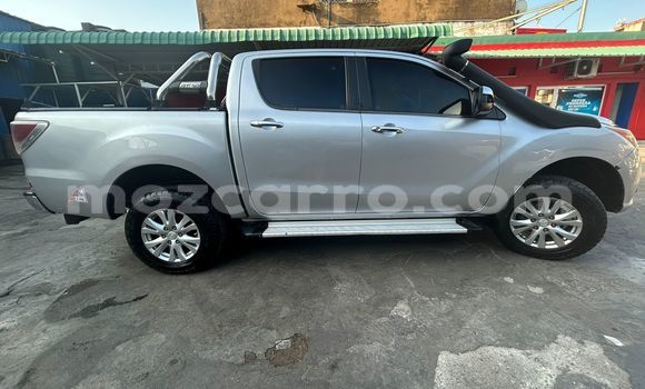 Comprar Usado Mazda BT-50 De outros Carro em Maputo em Maputo Comprar Usado Mazda BT-50 De outros Carro em Maputo em Maputo