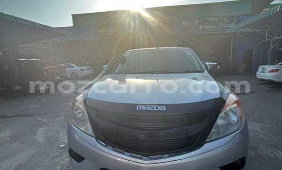 Comprar Usado Mazda BT-50 De outros Carro em Maputo em Maputo Comprar Usado Mazda BT-50 De outros Carro em Maputo em Maputo