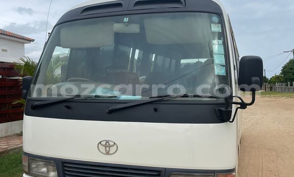 Comprar Usado Toyota Coaster Castanho Carro em Maputo em Maputo Comprar Usado Toyota Coaster Castanho Carro em Maputo em Maputo