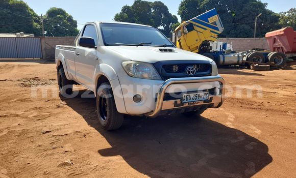 Tenga Tsaru Toyota Hilux Chena Mota in Maputo in Maputo Tenga Tsaru Toyota Hilux Chena Mota in Maputo in Maputo