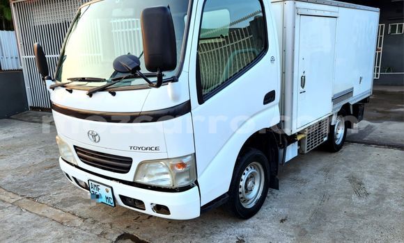 Tenga Tsaru Toyota HiAce Chena Rori in Maputo in Maputo Tenga Tsaru Toyota HiAce Chena Rori in Maputo in Maputo