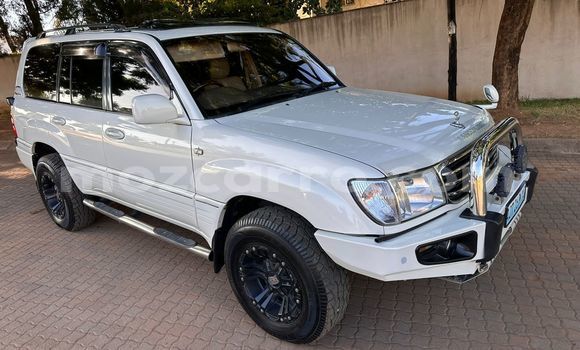 Comprar Usado Toyota Land Cruiser Branco Carro em Maputo em Maputo