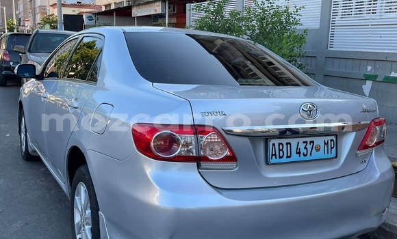 Nunua Ilio tumika Toyota Corolla Fedha Gari ndani ya Maputo nchini Maputo Nunua Ilio tumika Toyota Corolla Fedha Gari ndani ya Maputo nchini Maputo