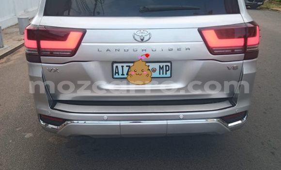 Nunua Ilio tumika Toyota Land Cruiser Prado Brown Gari ndani ya Maputo nchini Maputo Nunua Ilio tumika Toyota Land Cruiser Prado Brown Gari ndani ya Maputo nchini Maputo
