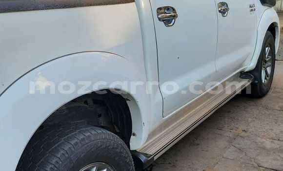 Comprar Usado Toyota Hilux Branco Carro em Maputo em Maputo Comprar Usado Toyota Hilux Branco Carro em Maputo em Maputo