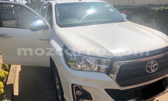 Nunua Ilio tumika Toyota Hiluxe Revo Nyeupe Gari ndani ya Maputo nchini Maputo Nunua Ilio tumika Toyota Hiluxe Revo Nyeupe Gari ndani ya Maputo nchini Maputo