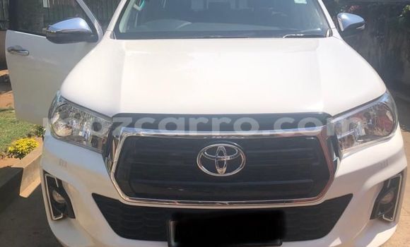 Nunua Ilio tumika Toyota Hiluxe Revo Nyeupe Gari ndani ya Maputo nchini Maputo Nunua Ilio tumika Toyota Hiluxe Revo Nyeupe Gari ndani ya Maputo nchini Maputo