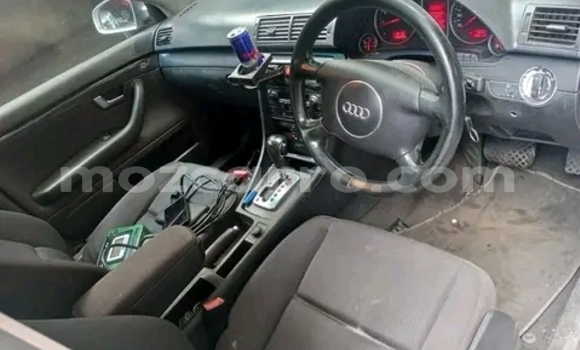 Nunua Ilio tumika Audi A4 Nyingine Gari ndani ya Maputo nchini Maputo Nunua Ilio tumika Audi A4 Nyingine Gari ndani ya Maputo nchini Maputo