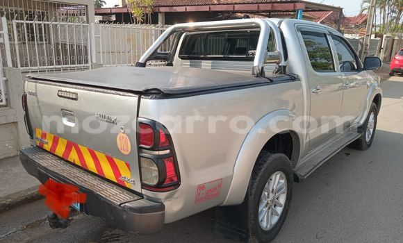 Nunua Ilio tumika Toyota Hilux Nyingine Gari ndani ya Maputo nchini Maputo Nunua Ilio tumika Toyota Hilux Nyingine Gari ndani ya Maputo nchini Maputo
