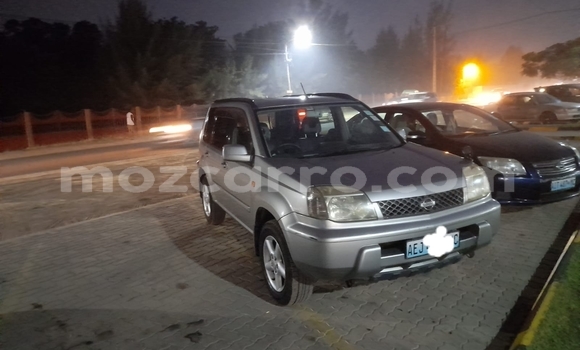 Comprar Usado Nissan X-Trail Prata Carro em Maputo em Maputo