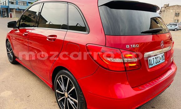 Comprar Usado Mercedes‒Benz B-klasse Vermelho Carro em Maputo em Maputo Comprar Usado Mercedes‒Benz B-klasse Vermelho Carro em Maputo em Maputo