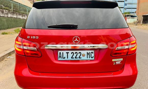 Comprar Usado Mercedes‒Benz B-klasse Vermelho Carro em Maputo em Maputo Comprar Usado Mercedes‒Benz B-klasse Vermelho Carro em Maputo em Maputo