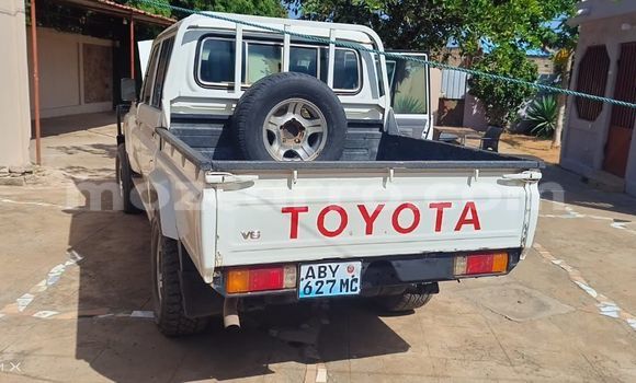 Tenga Tsaru Toyota Land Cruiser Chena Mota in Maputo in Maputo Tenga Tsaru Toyota Land Cruiser Chena Mota in Maputo in Maputo