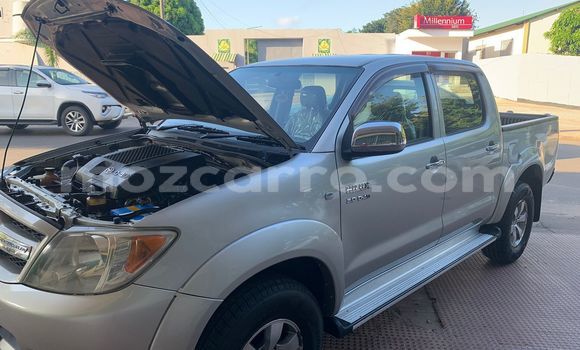 Nunua Ilio tumika Toyota Hilux Nyingine Gari ndani ya Maputo nchini Maputo Nunua Ilio tumika Toyota Hilux Nyingine Gari ndani ya Maputo nchini Maputo