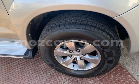 Nunua Ilio tumika Toyota Hilux Nyingine Gari ndani ya Maputo nchini Maputo Nunua Ilio tumika Toyota Hilux Nyingine Gari ndani ya Maputo nchini Maputo
