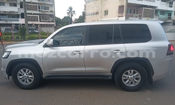 Tenga Tsaru Toyota Land Cruiser Sirivha Mota in Maputo in Maputo Tenga Tsaru Toyota Land Cruiser Sirivha Mota in Maputo in Maputo
