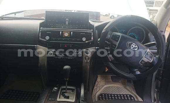 Tenga Tsaru Toyota Land Cruiser Sirivha Mota in Maputo in Maputo Tenga Tsaru Toyota Land Cruiser Sirivha Mota in Maputo in Maputo