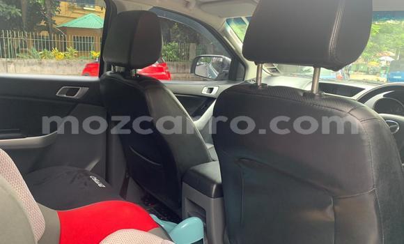 Comprar Usado Mazda BT-50 Azul Carro em Maputo em Maputo Comprar Usado Mazda BT-50 Azul Carro em Maputo em Maputo